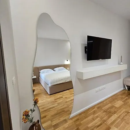 Green Terrace 7 Tirana