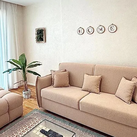 Green Terrace 7 *