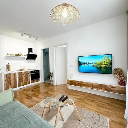 Apartment Green Terrace 7 Tirana